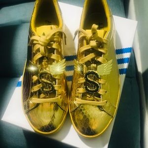 Rod laver x Jeremy Scott adidas collab